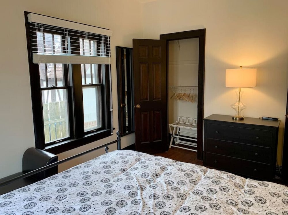 Tudor House Stay-in Town Location! - West Chicago, IL