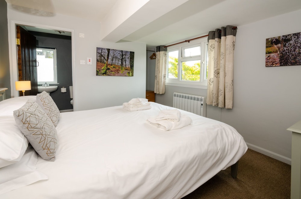 Langdale Hideaway - Two Bedroom Apartment, Sleeps 4 - Elterwater