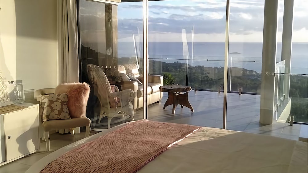 Belvedere, Cleverly Designed With Magnificent Panoramic Views From Every Room In The House. - Coffs Harbour