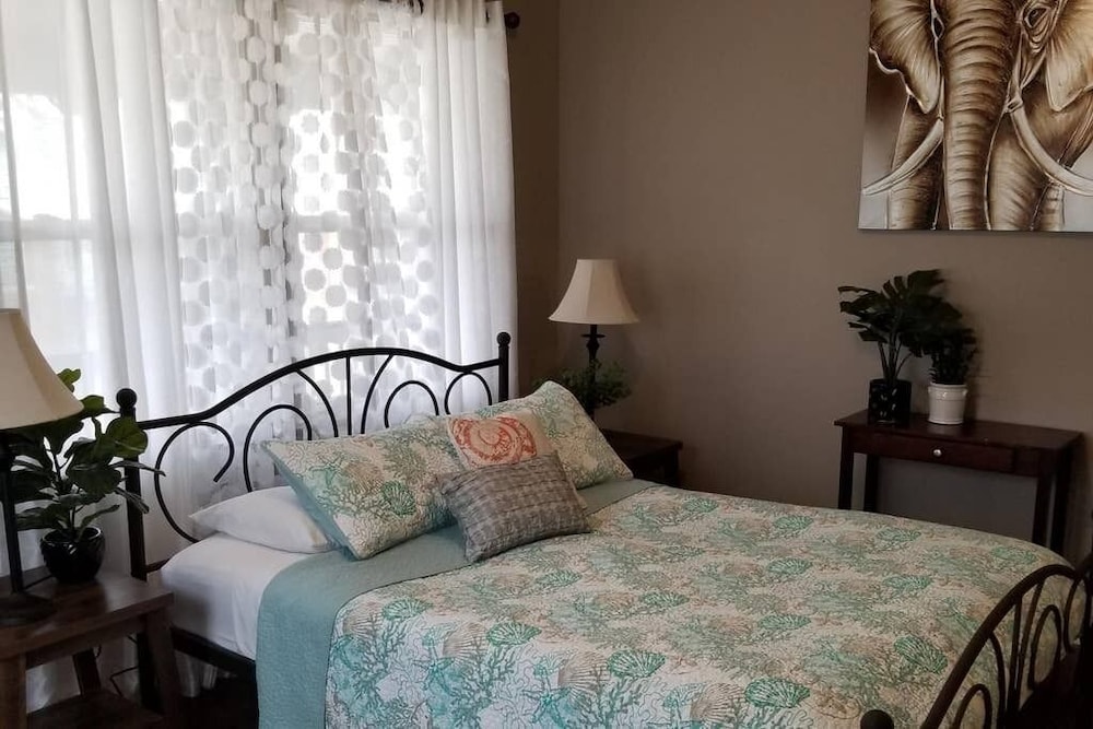 Elephant Apt 10min From Downtown/free Parking - Indiana