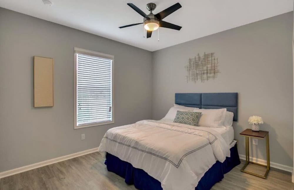 New 1/1 :Loft Minutes From Heart of Tampa -Unit C - Tampa
