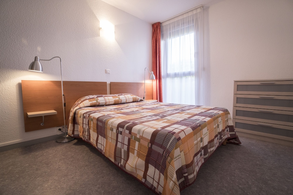 3-star Family Residence T2 Air-conditioned Floor With Heated Swimming Pool - Pyrenees