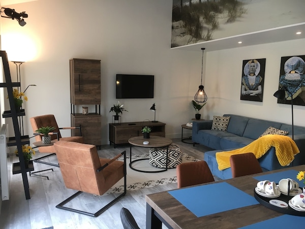 Modern, Child-friendly, Luxury Holiday Home In Oostkapelle, For Six People, With A Playground In Front Of The Door - Breezand