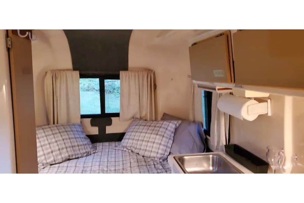 Retro Vintage Glamping In A Super Rare Uhaul Rv - State of New York