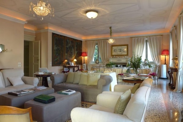 Luxury Villa Rental On Lake Como, Italy. - Côme