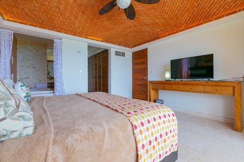 2 Bedroom Villa With Stunning Views - Isla Mujeres