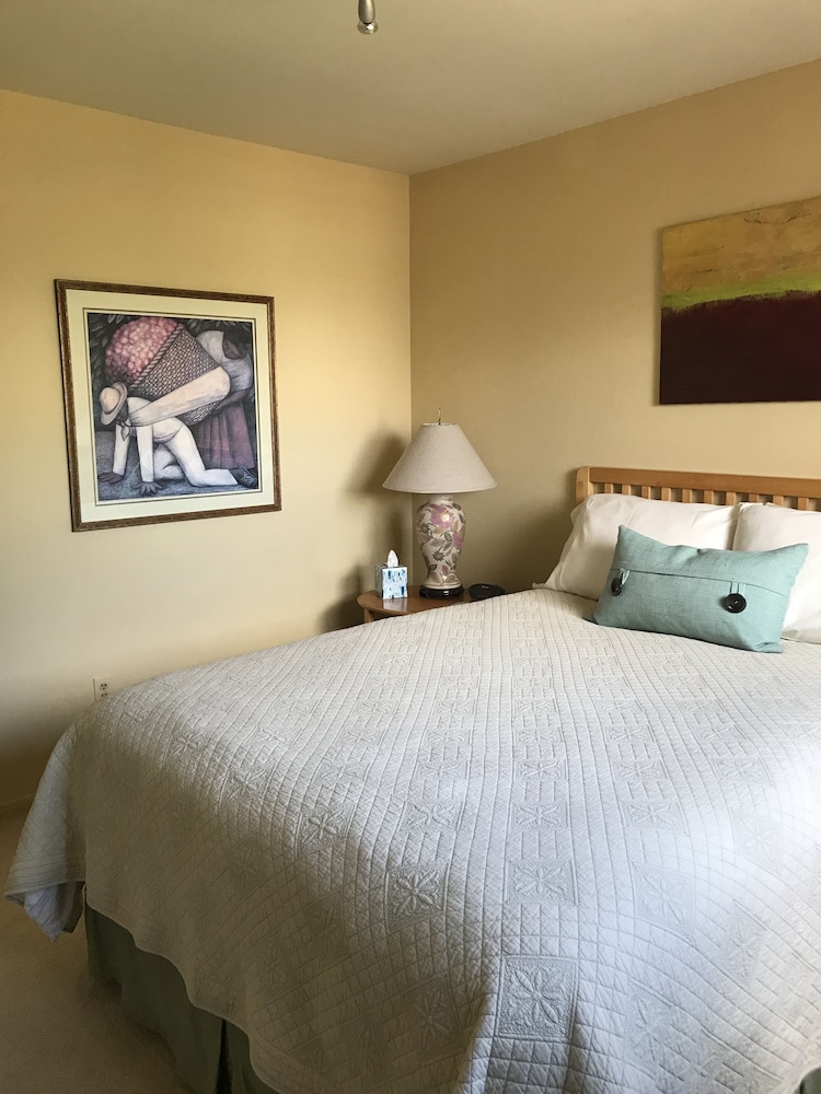 Private Cozy Suite/cannery Row - Monterey, CA