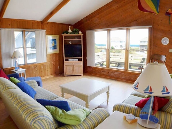 Come Stay In The Wadel Beach Cottage For Your Next Outer Banks Family Vacation. - Duck, NC
