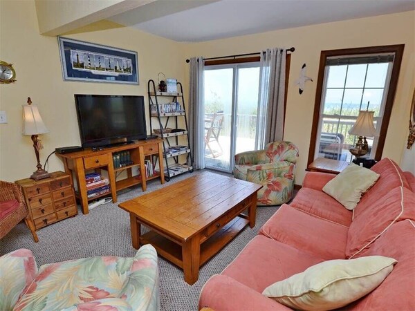 Perched Atop The Dune And Great Ocean Views! - Kill Devil Hills, NC