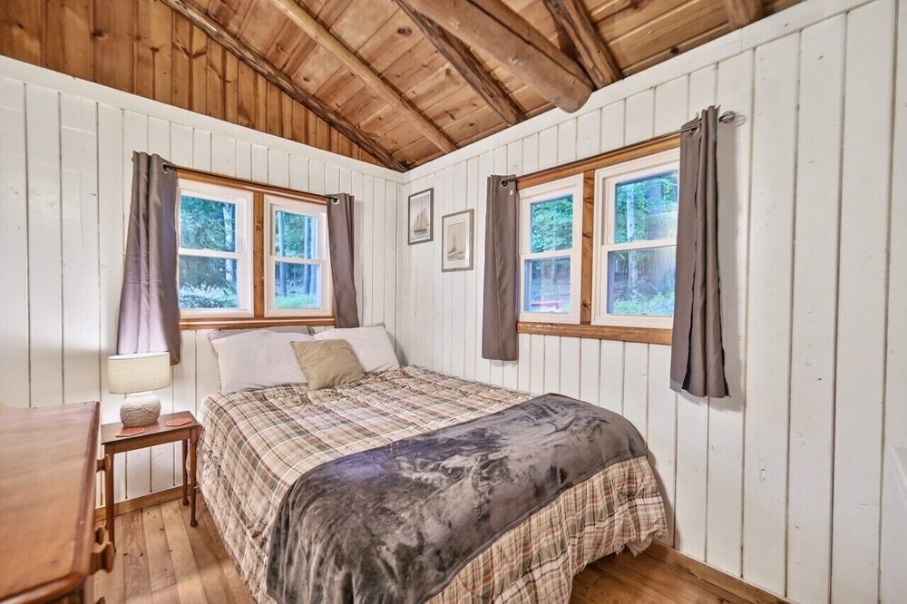 The Cozy Cabin <Br>lakeview Cabin In Very Desirable Location - Lake Wallenpaupack, PA