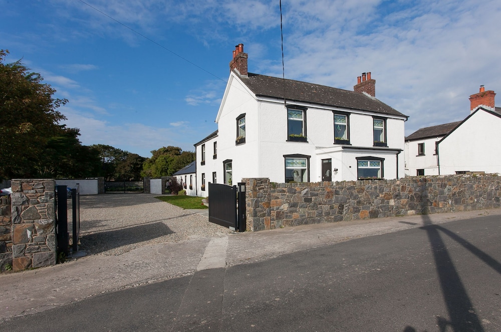 Luxury Double Room At Manse On The Beach - Strangford