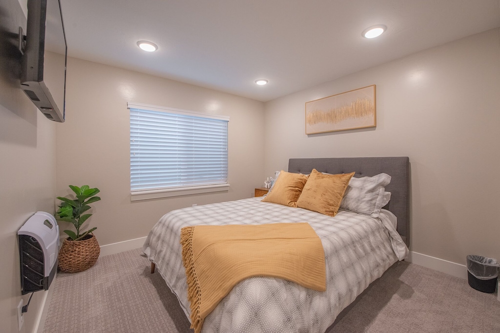 "Lehi Lux Bnb" New Super Clean 2 Bed Apartment - Alpine, UT
