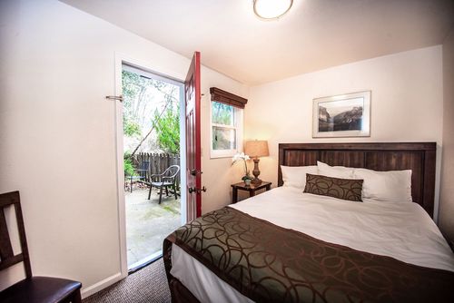 Mariposa, CA Places to Stay and Lodgings cozycozy