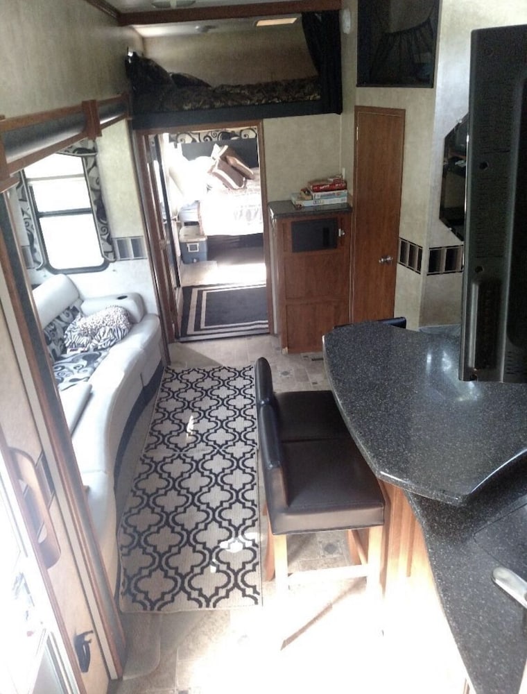 River Access! Clean & Comfy 5th Wheel, Located Near The Famous Kenai River - アラスカ州