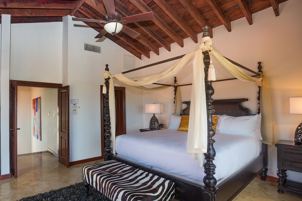 Luxury Living, Pool And Golf- Villa 1108 4 Bedroom - Honduras