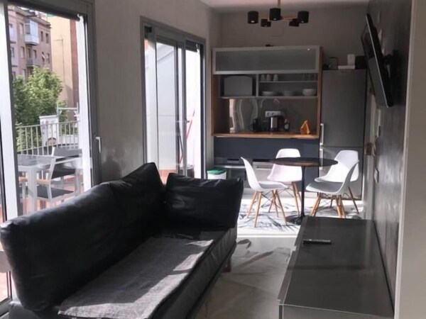 Appartement Lumineux Et Récemment Rénové, Avec Deux Terrasses Pour 4 - Cerdanyola del Vallès