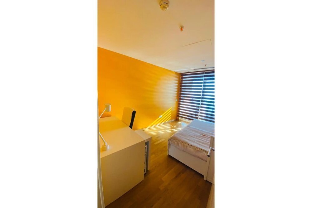 Lux 2 Bedroom Suite Apartment W/ Seaview In Center - Bakırköy