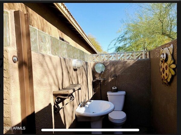 Beautiful Private 4 Bedroom Resort (4th Is A Den/bed Combo).  Heated Pool & Spa - Goodyear, AZ