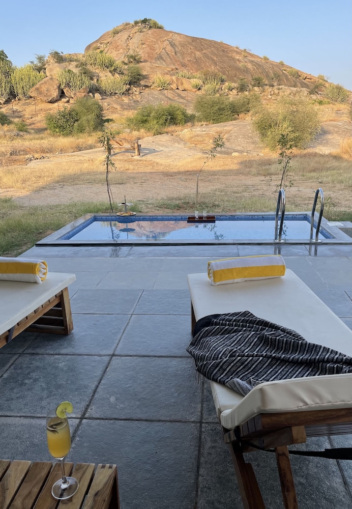 Brij Pola, Jawai - Luxury Jungle Camp With Private Pools - Rajasthan