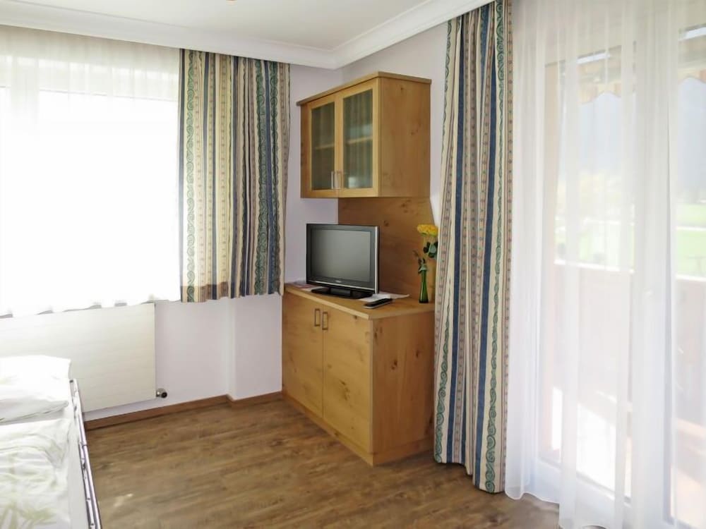 Lovely Apartment For 5 Guests With Wifi, Tv, Balcony And Parking - Schwendau