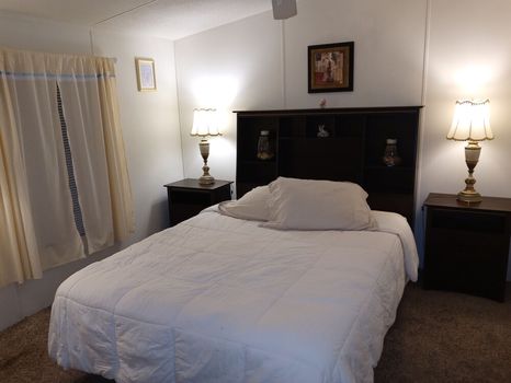 Looking for weekly rentals in Ocala, FL? Choose cozycozy!