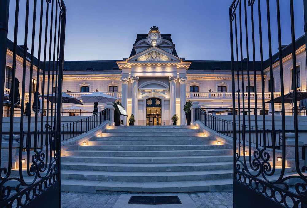 Best Western Premier Hotel De La Cite Royale - Indre-et-Loire
