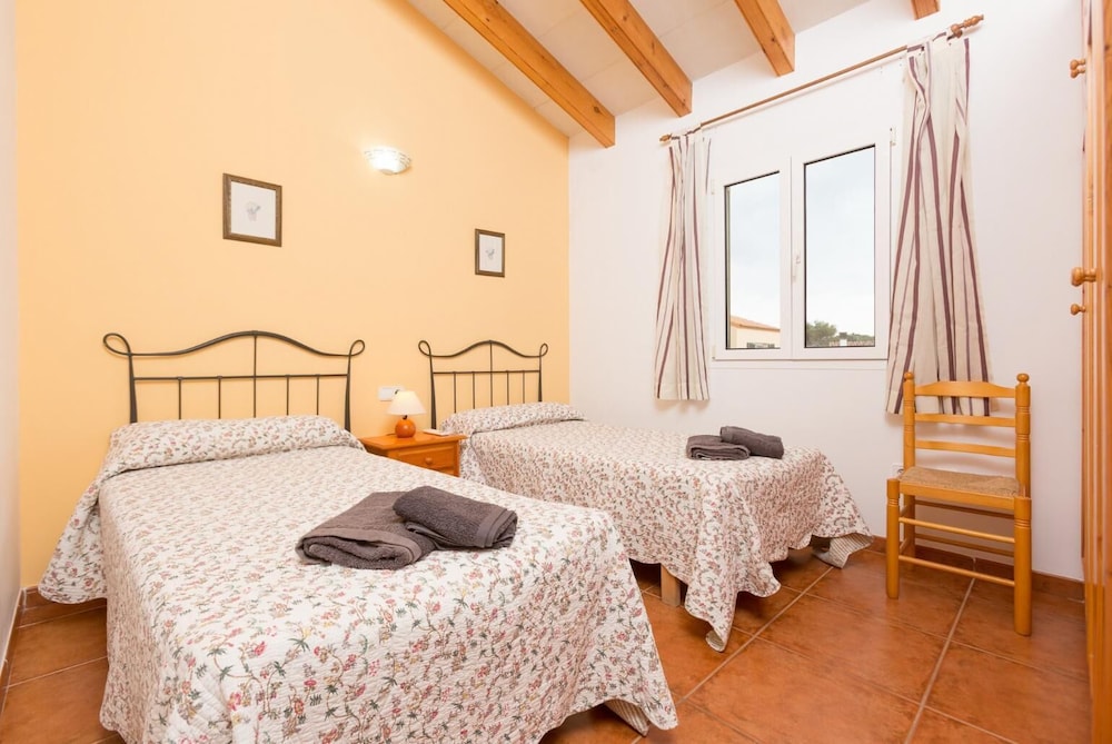 Villa La Luna - Three Bedroom Villa, Sleeps 6 - Ciutadella de Menorca