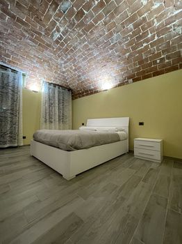 Rive Apartments and Condos For Rent cozycozy