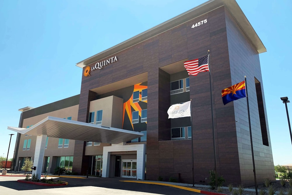 La Quinta Inn & Suites by Wyndham Maricopa Copper Sky - Maricopa, AZ