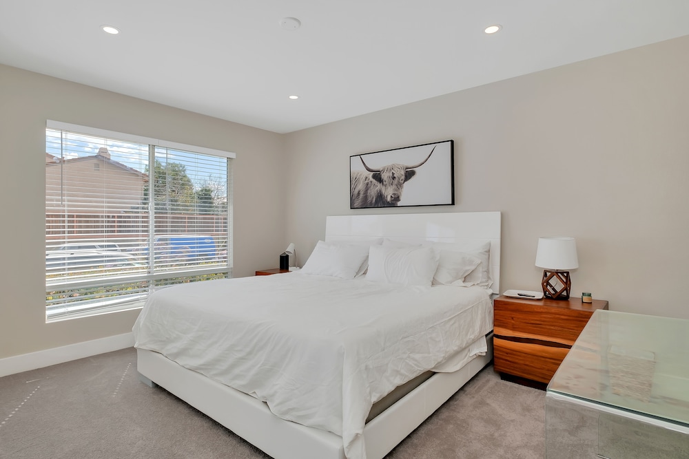 Designer Dream Home With 3 King Beds - Laguna Beach, CA