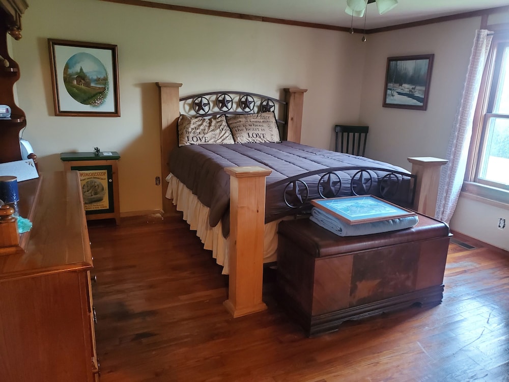 A Private Country Cottage All To Yourself - Lewisburg, KY