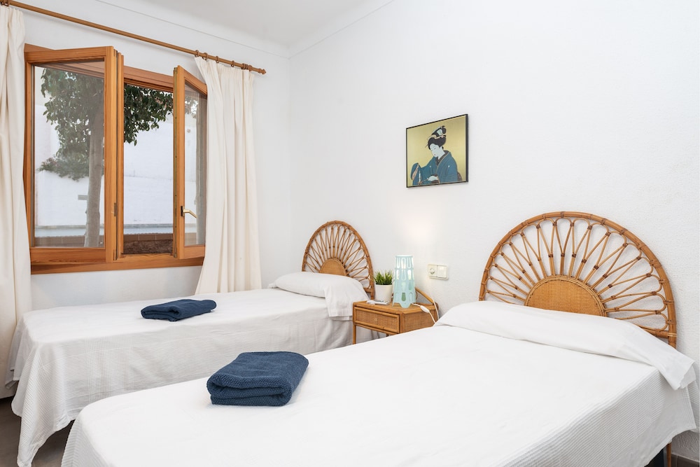 Precioso Apartamento Can Verd Con Vistas Al Mar, Piscinas Y Jardín, Playa 100m - Cala Murada