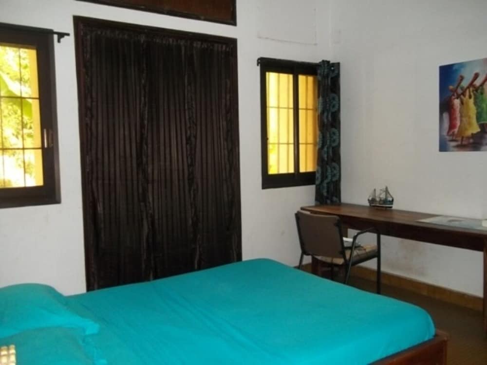 An Individual Room With A Tropical Garden - Lomé