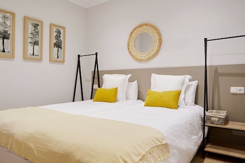 This Apartment Is A 3 Bedroom(s), 2 Bathrooms, Located In Donostia, Euskadi. - Astigarraga
