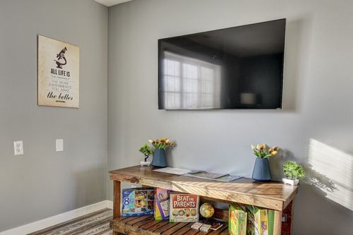 Carter Lake, IA airbnb, hotels and vacation rentals