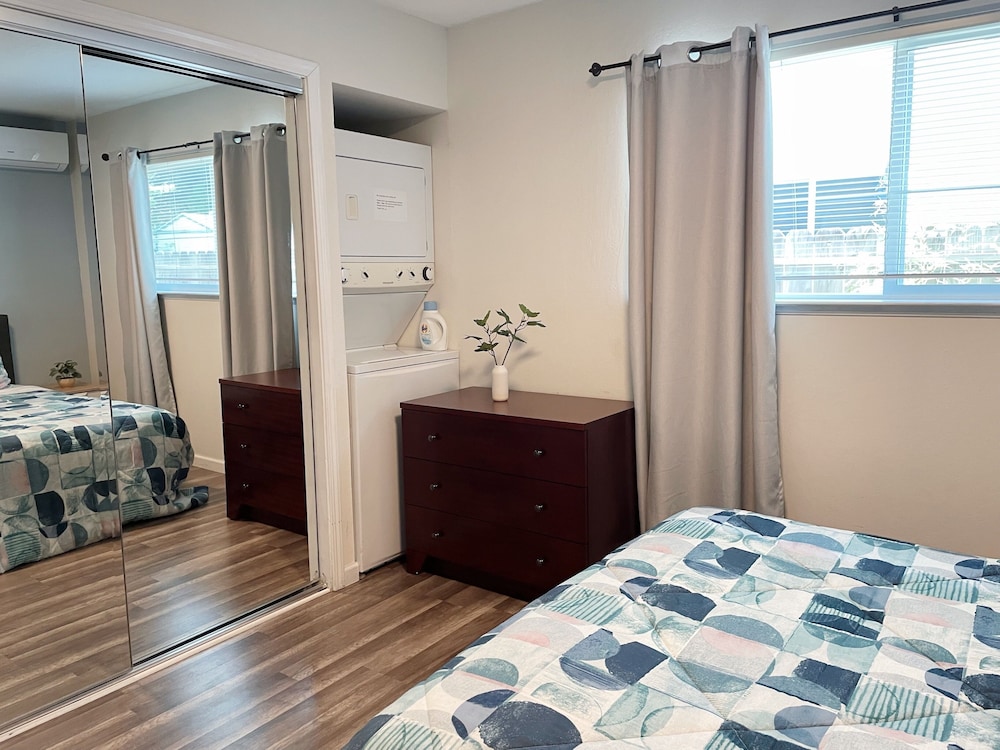 Cozy 1b/1b In A Prime Location  Ac/ 1000mb Wifi/ Washer, Dryer/ More - Mountain View, CA