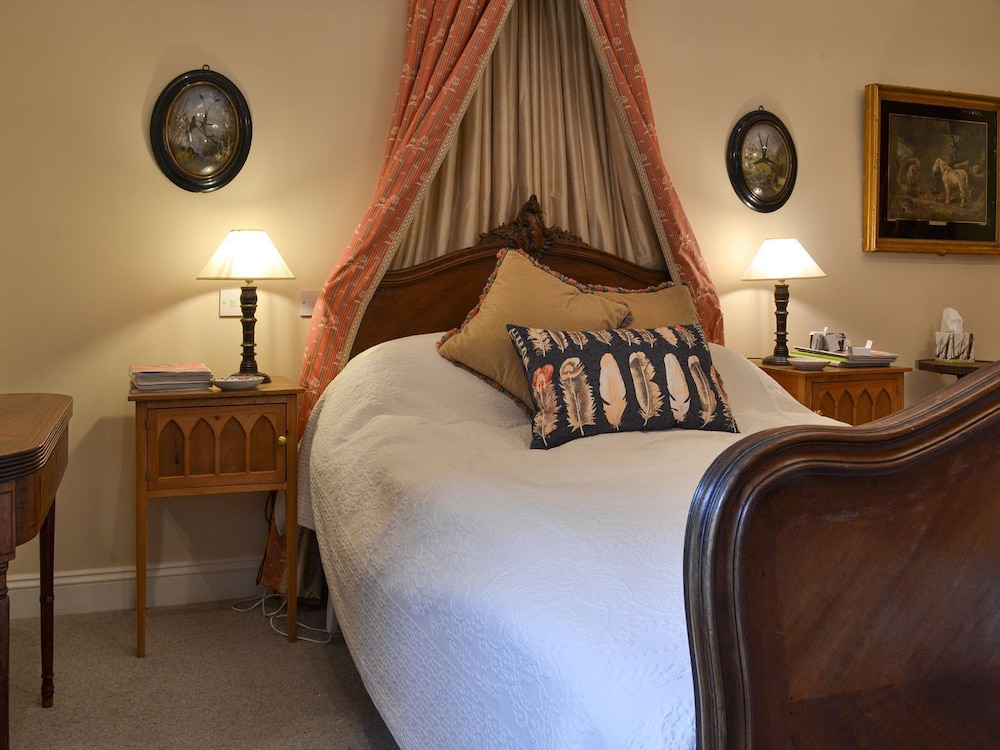 1 Bedroom Accommodation In Hempstead, Near Holt - Holt