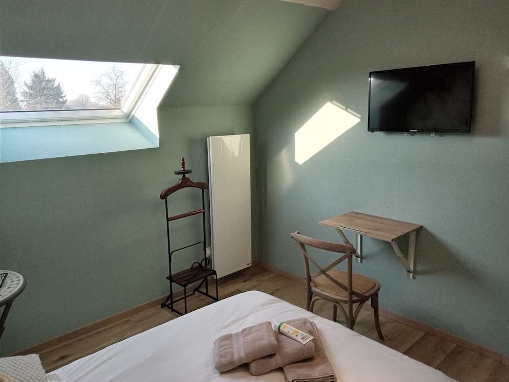 5 Chambres Pour Des Vacances Au Vert - Aulnoye-Aymeries