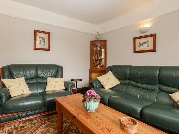 Cathay House, Character Holiday Cottage In Cheddar - Somerset
