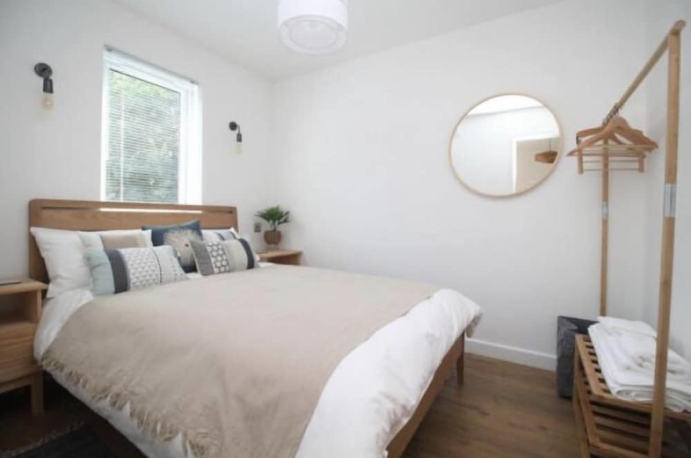Stunning 2-bed Self Contained Oasis In Eastbourne - Eastbourne Beach