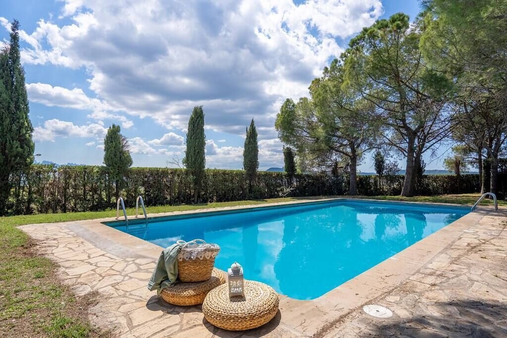 Stunning Seven-hectare Estate In The District Of Bages, Right In The Heart Of Catalunya - Talamanca