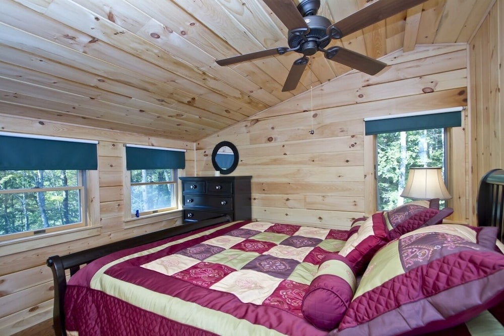 Mountain Lodge - River Ridge Log Cabin - New Hampshire (State)