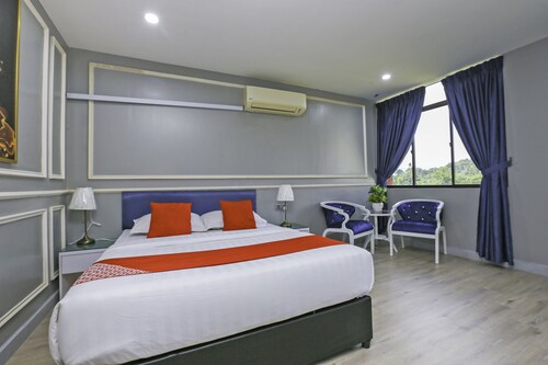 Oyo 90060 61 Hotel - Gua Musang