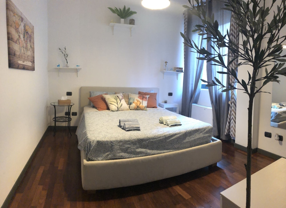 Charming Elise- Apartment Close To Central Station - San Donato Milanese