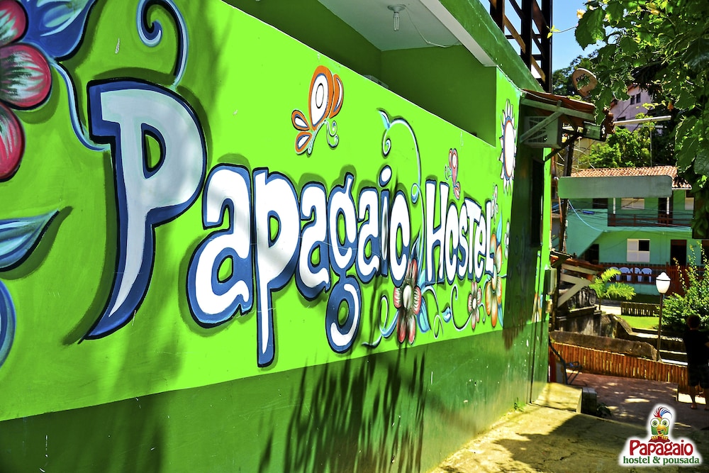 Papagaio Hostel & Pousada - Bahía