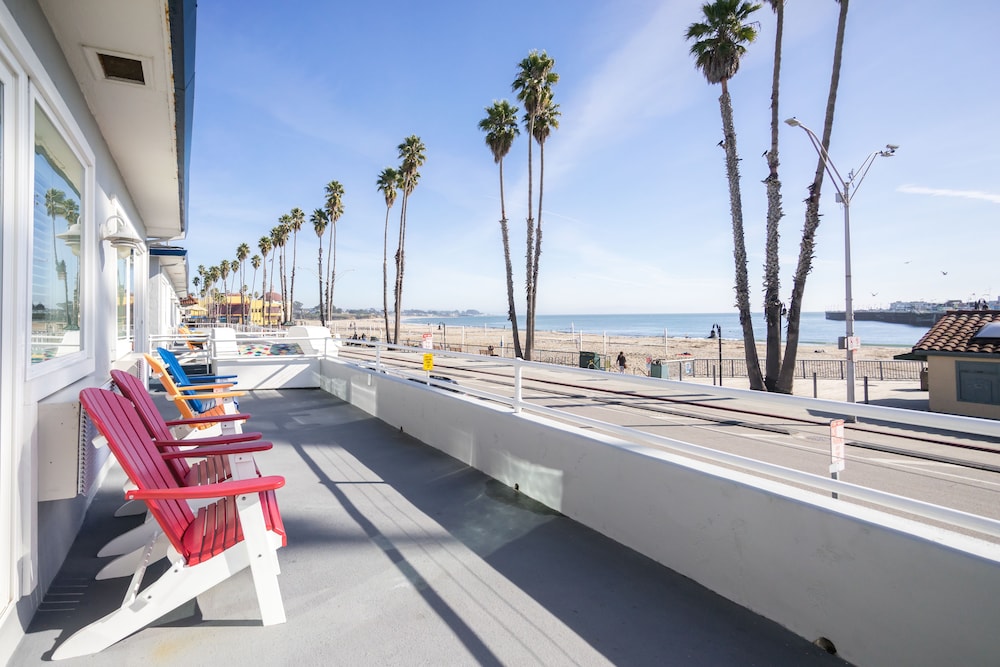 Beach Street Inn And Suites - Santa Cruz, CA