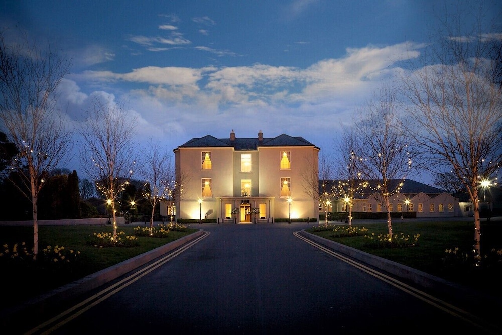 County Arms Hotel Birr - County Tipperary