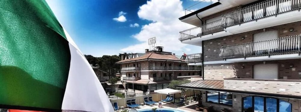 Hotel & Wellness Fra I Pini - Lignano Riviera
