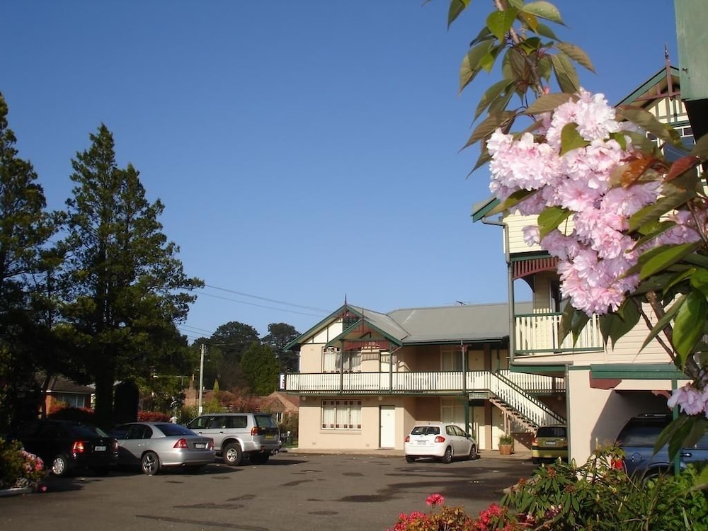 The 3 Explorers Motel - Katoomba