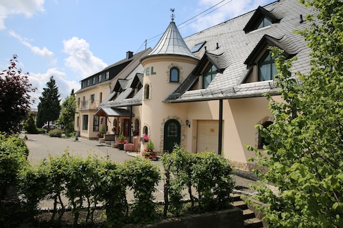 Landhotel Villa Moriz Garni - Westerburg